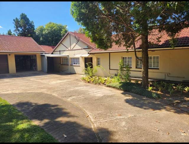 4 BEDROOM HOUSE FOR SALE IN MURRAYFIELD